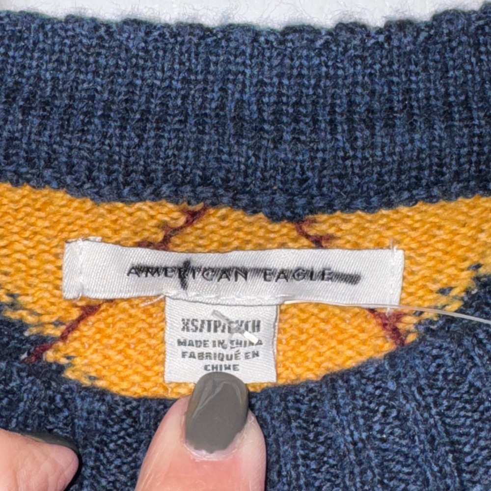 💥SALE💥American Eagle Outfitters Argyle Sweater - Navy, Green, Yellow - Picture 2 of 4